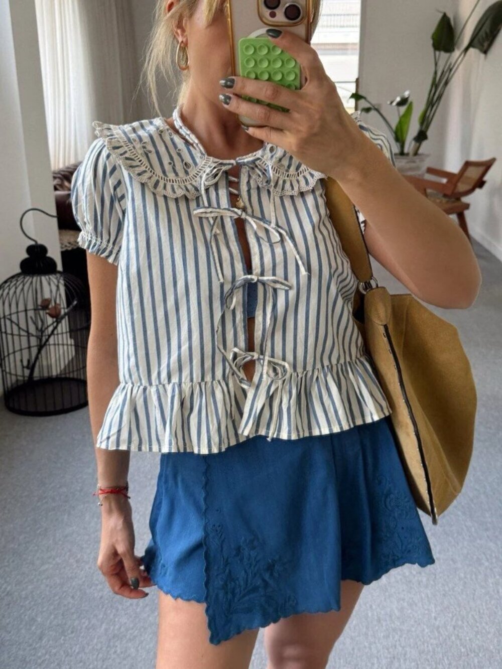AMERICAN EAGLE Striped Cotton Collared Puff Sleeve Tie Front Blouse, Size M